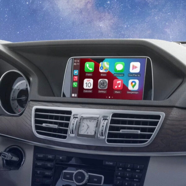 Boîtier Autoradio connecté Android Auto et Apple CarPlay — Mercedes-Benz