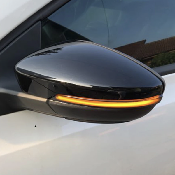 Clignotants répétiteurs dynamiques LED de rétroviseurs — Volkswagen Passat