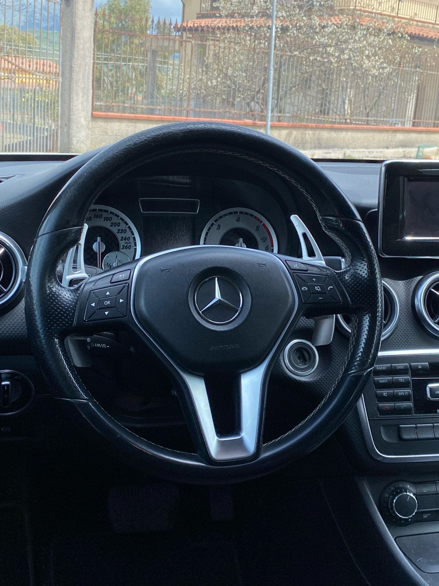 Palettes au volant Performance, Mercedes-Benz Classe A W176