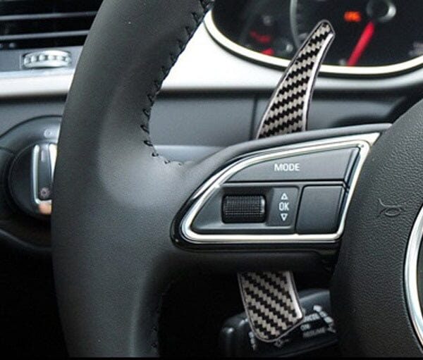 Palettes au volant réplique carbone — Audi